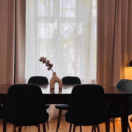 Ideal Home - Spacious & Modern Accommodation Near Unirii Square Bucharest Luaran gambar