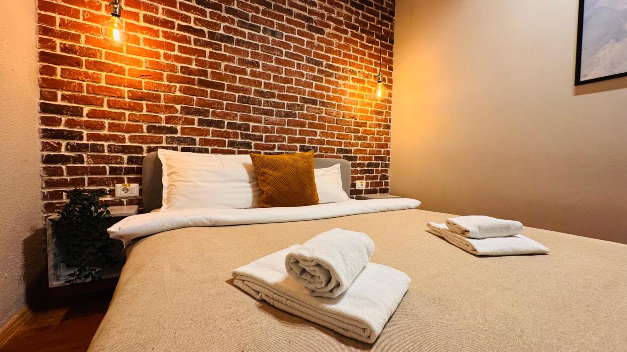 Ideal Home - Spacious & Modern Accommodation Near Unirii Square Bucharest Bilik gambar