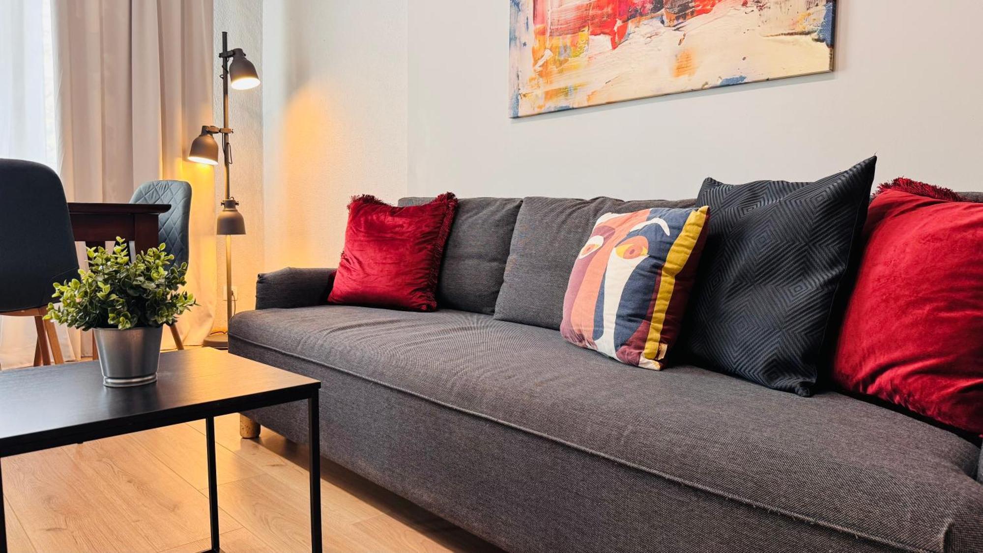 Ideal Home - Spacious & Modern Accommodation Near Unirii Square Bucharest Bilik gambar