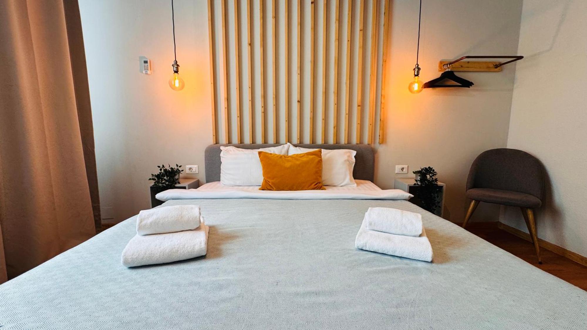 Ideal Home - Spacious & Modern Accommodation Near Unirii Square Bucharest Bilik gambar