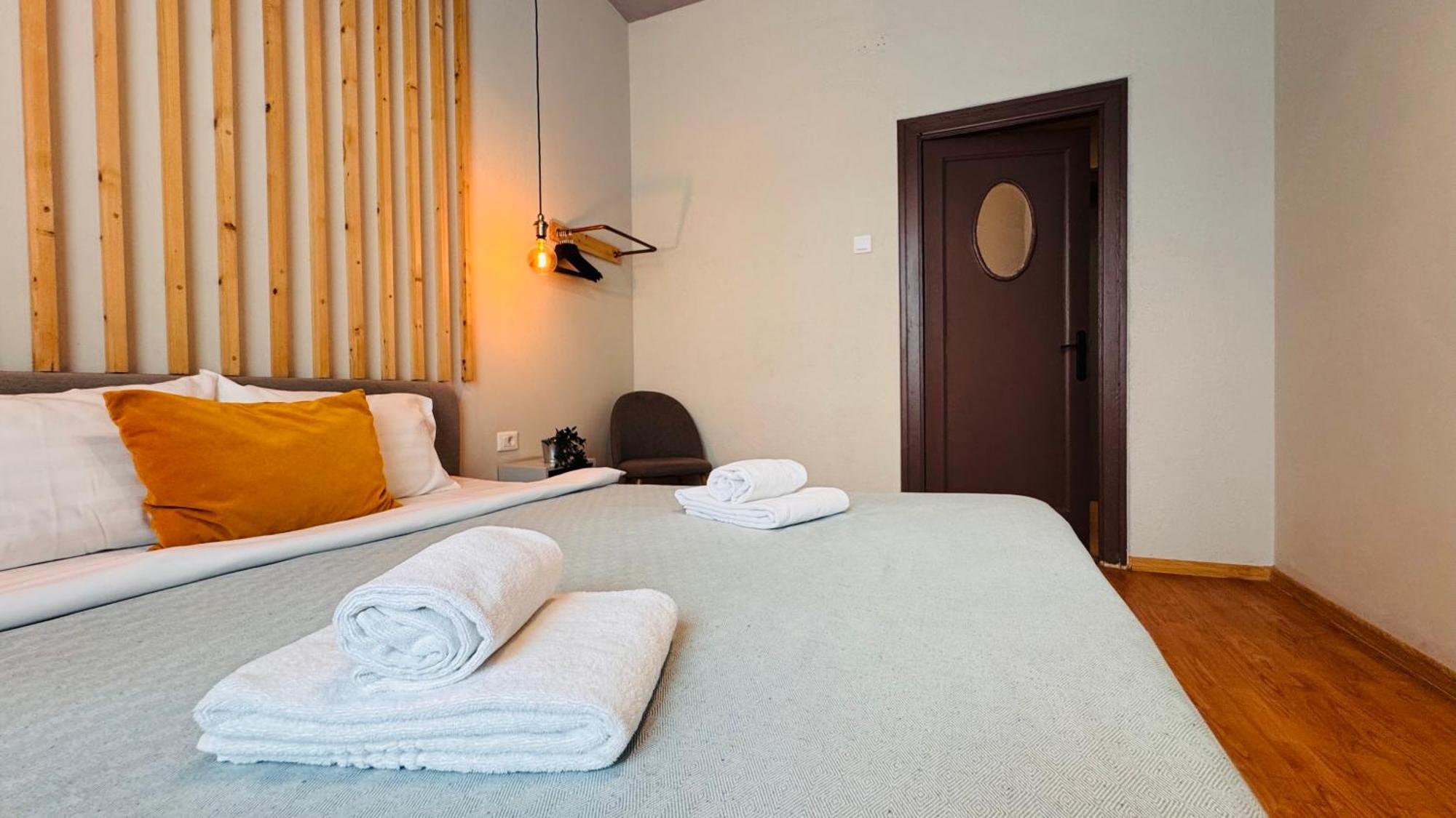 Ideal Home - Spacious & Modern Accommodation Near Unirii Square Bucharest Bilik gambar