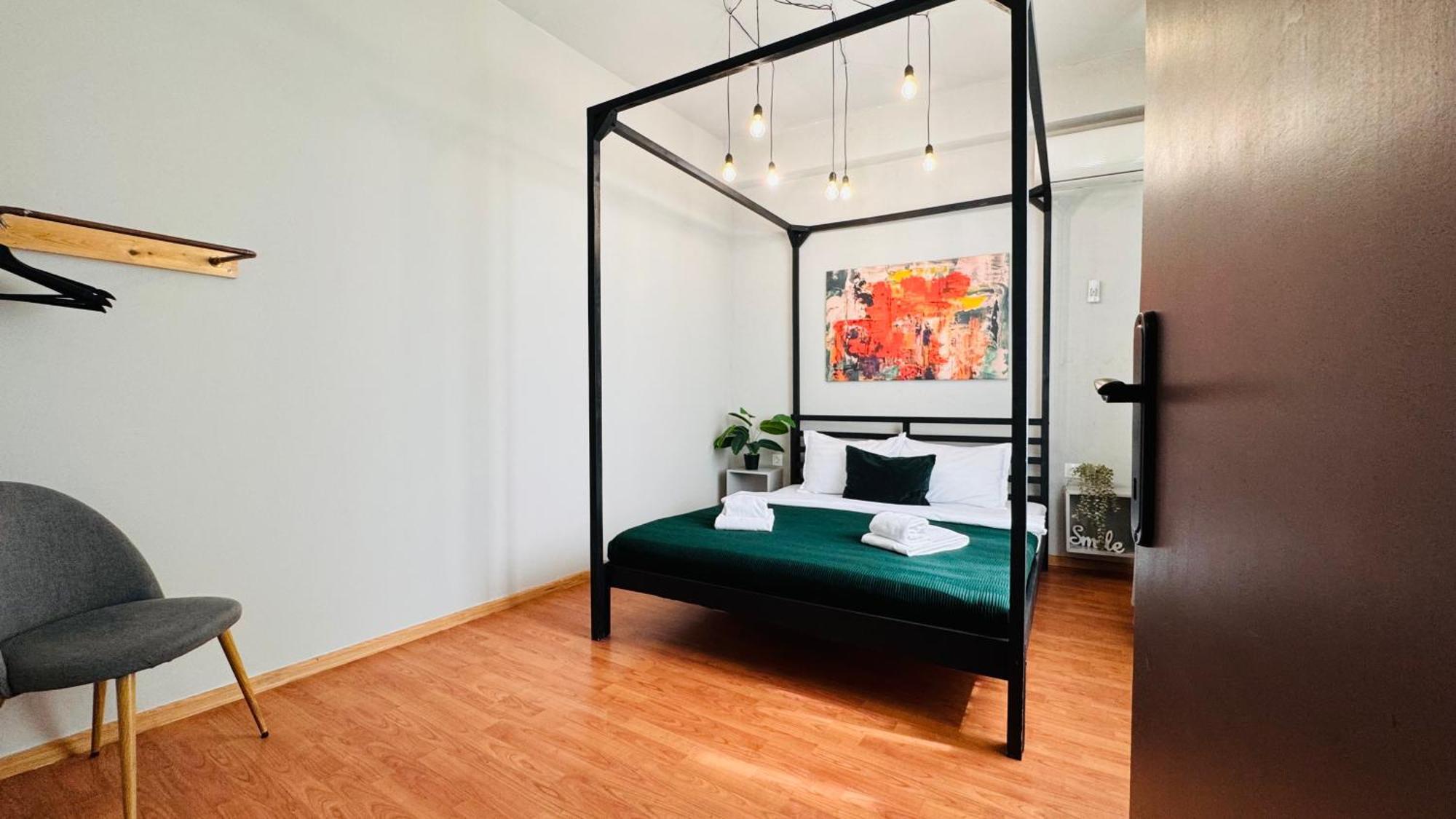 Ideal Home - Spacious & Modern Accommodation Near Unirii Square Bucharest Bilik gambar